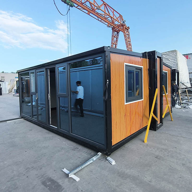 Ποια είναι τα πλεονεκτήματα της Yilong Integrated Housing Technology Co., Ltd. ως κατασκευαστής εμπορευματοκιβωτίων;